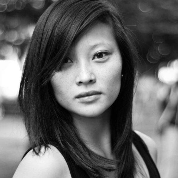 portrét_žena_6_womanportrait_černobílá_fotografie_bw_blackandwhitephotography_photography_trang_do_thu_asijatka